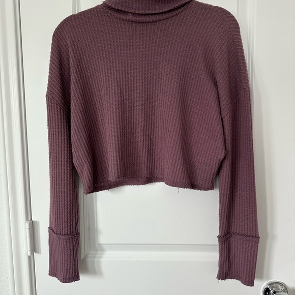 wild fable Tops - Wild Fable Purple Cropped Waffle Knit Turtleneck Sweater
